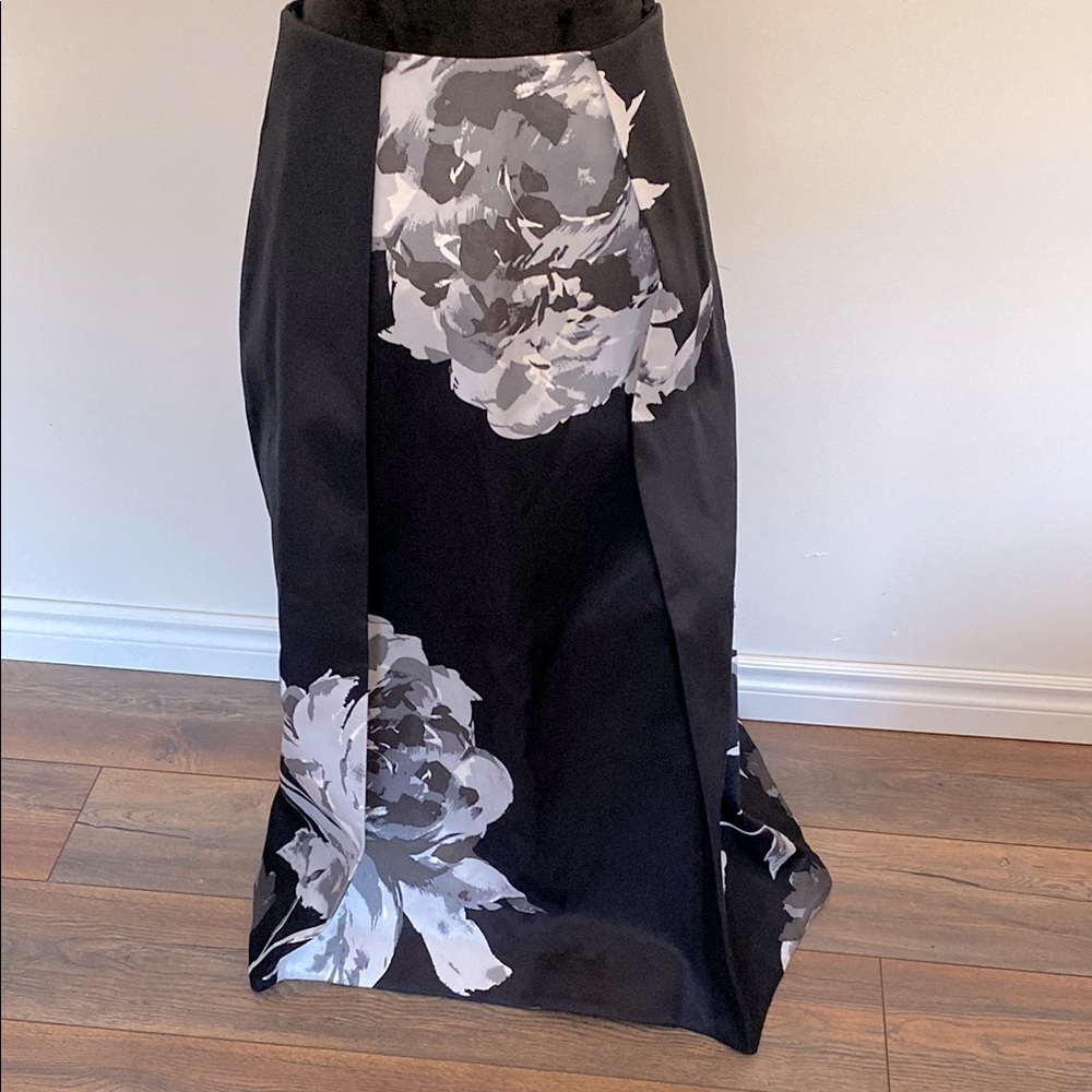 Lord & Taylor Maxi Skirt